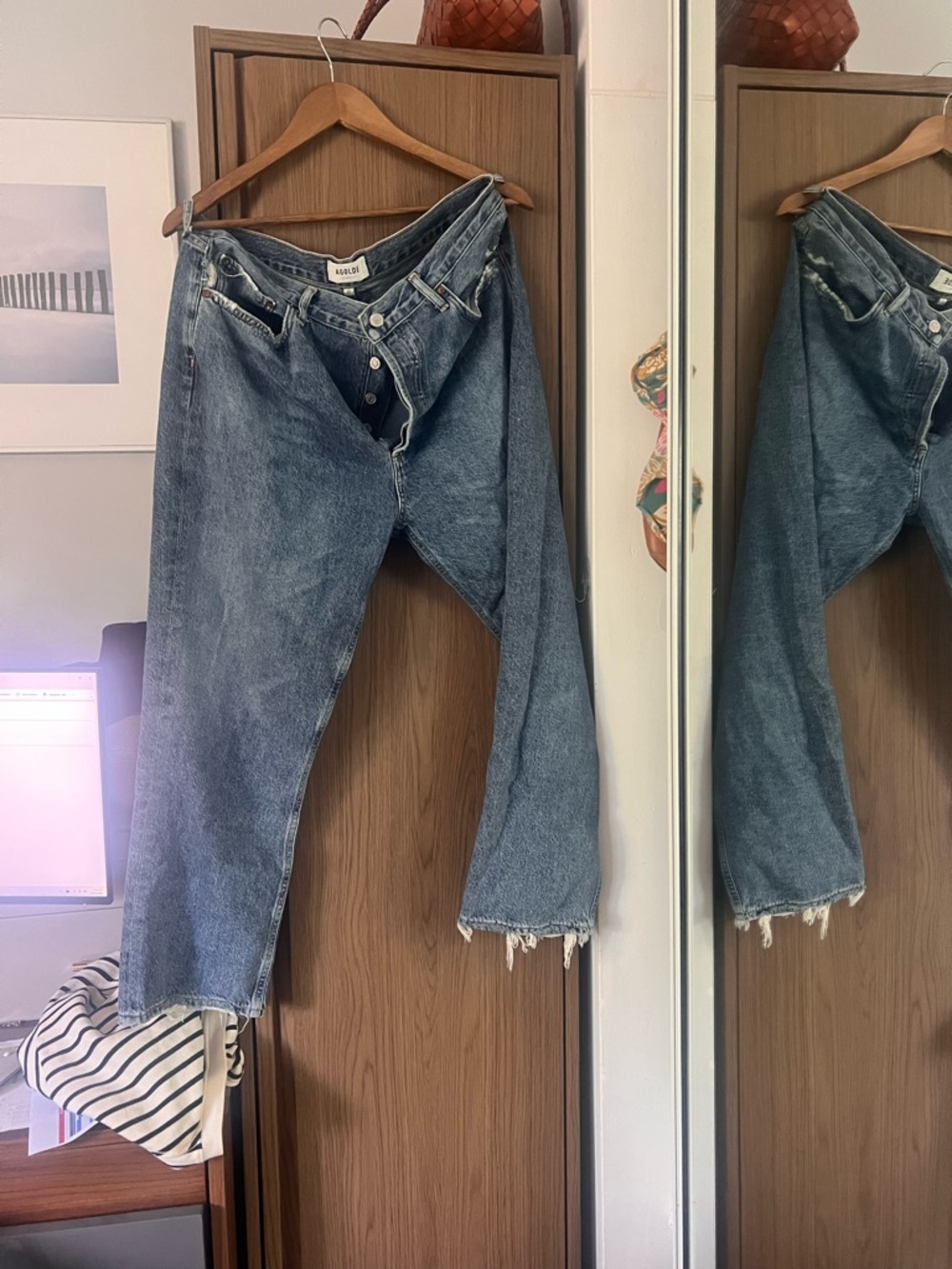 Agolde Distressed Wide-Leg Denim Jeans in Light Blue Style riley crop